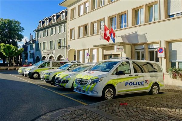 女人梦到派出所